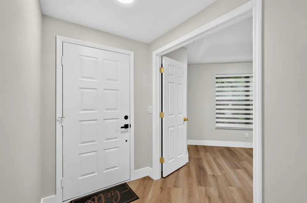 5250 SE Seascape Way #102 Stuart, FL 34997