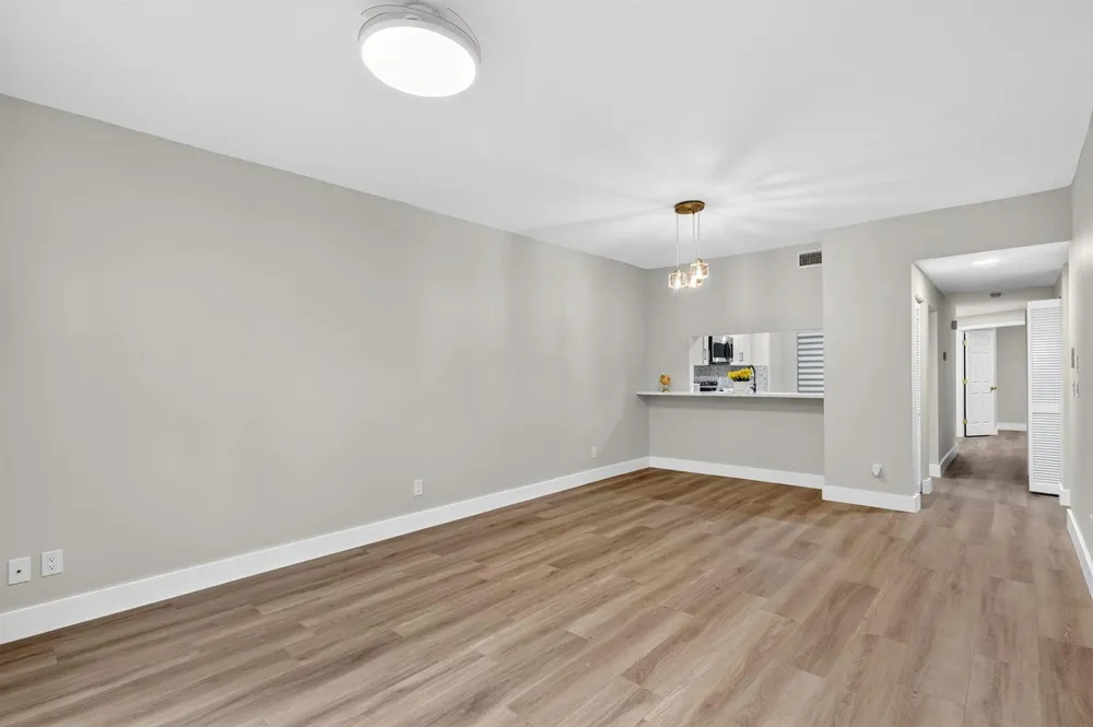 5250 SE Seascape Way #102 Stuart, FL 34997