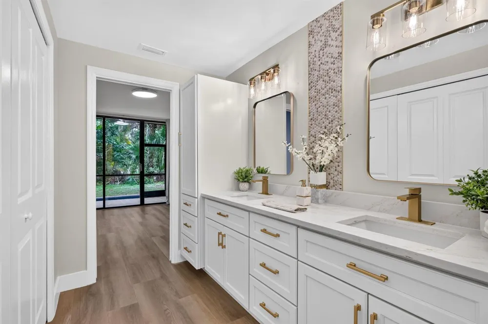 5250 SE Seascape Way #102 Stuart, FL 34997