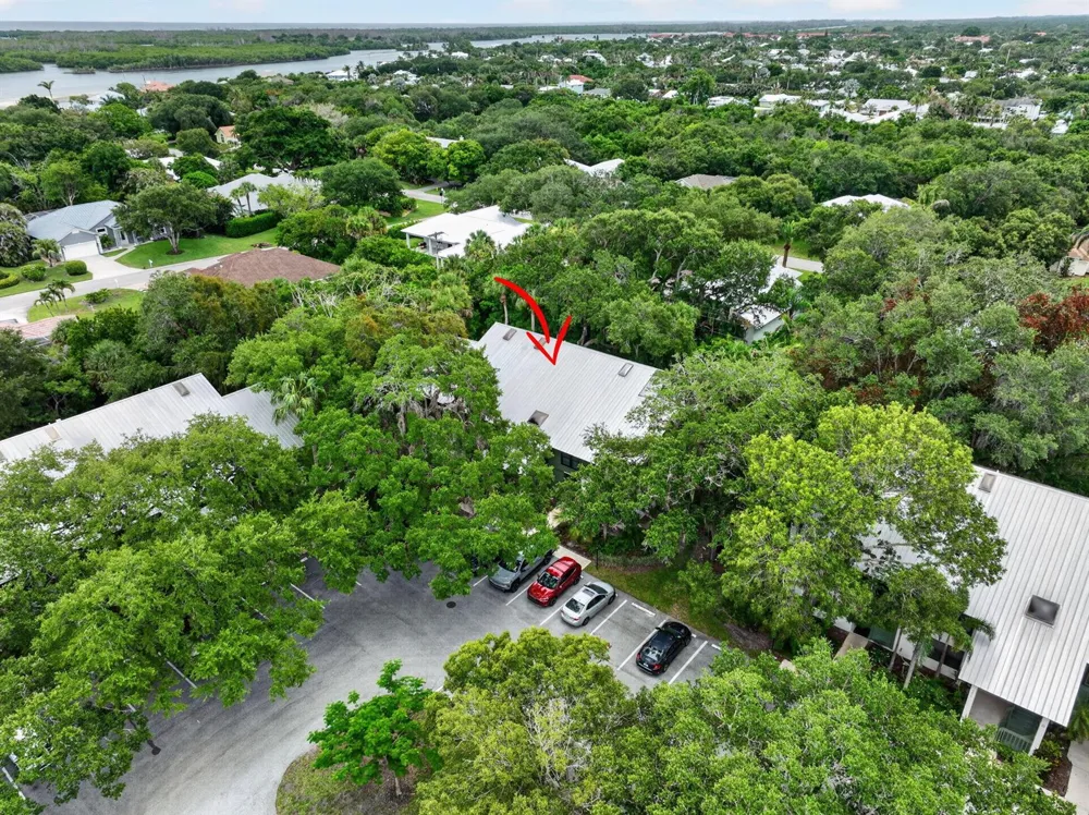 5250 SE Seascape Way #102 Stuart, FL 34997