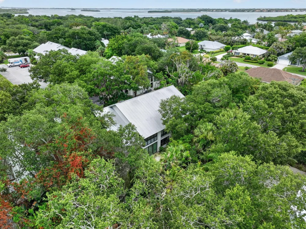 5250 SE Seascape Way #102 Stuart, FL 34997