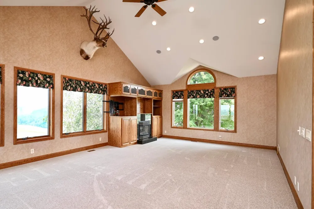 22189 Garvin Heights Road Winona, MN 55987