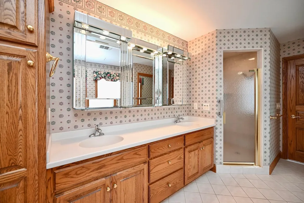 22189 Garvin Heights Road Winona, MN 55987