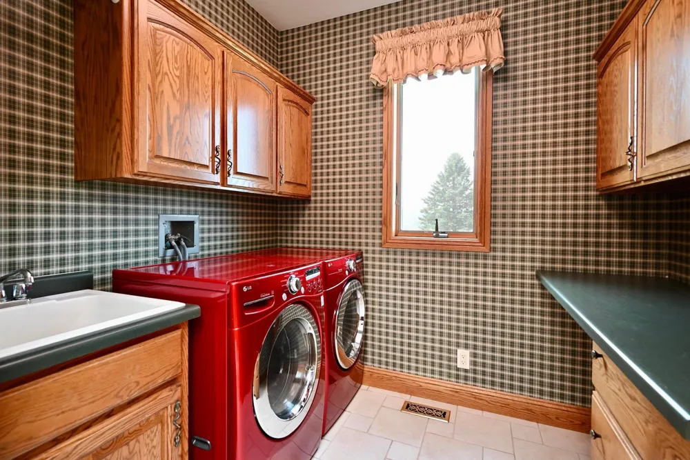 22189 Garvin Heights Road Winona, MN 55987