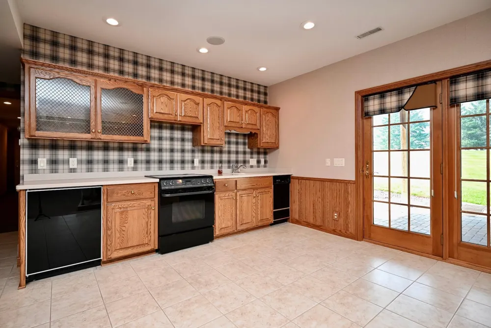 22189 Garvin Heights Road Winona, MN 55987