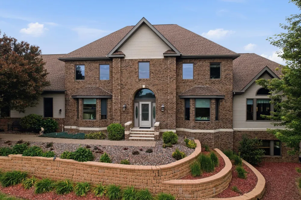 22189 Garvin Heights Road Winona, MN 55987