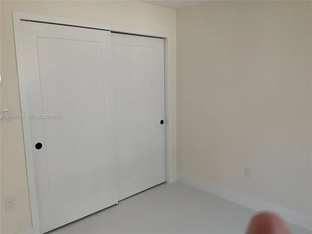 2315 NW 3rd St Miami, FL 33125