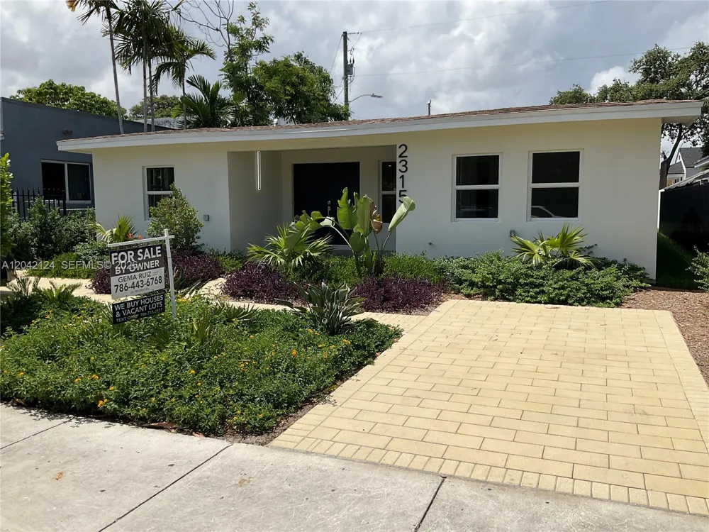 2315 NW 3rd St Miami, FL 33125