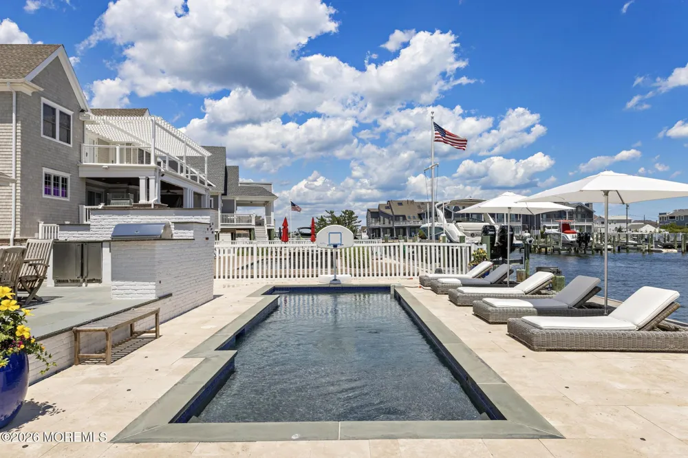 120 Dickman Drive Lavallette, NJ 08735