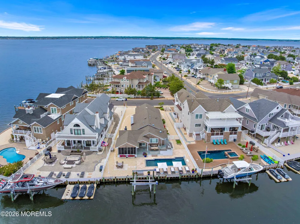 120 Dickman Drive Lavallette, NJ 08735