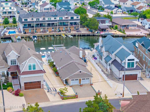 120 Dickman Drive