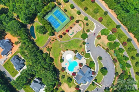 1324 Reflection Pointe Boulevard