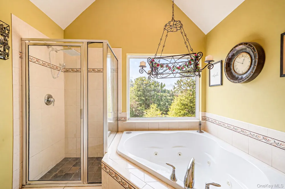 17 Holmes Avenue Eastport, NY 11941