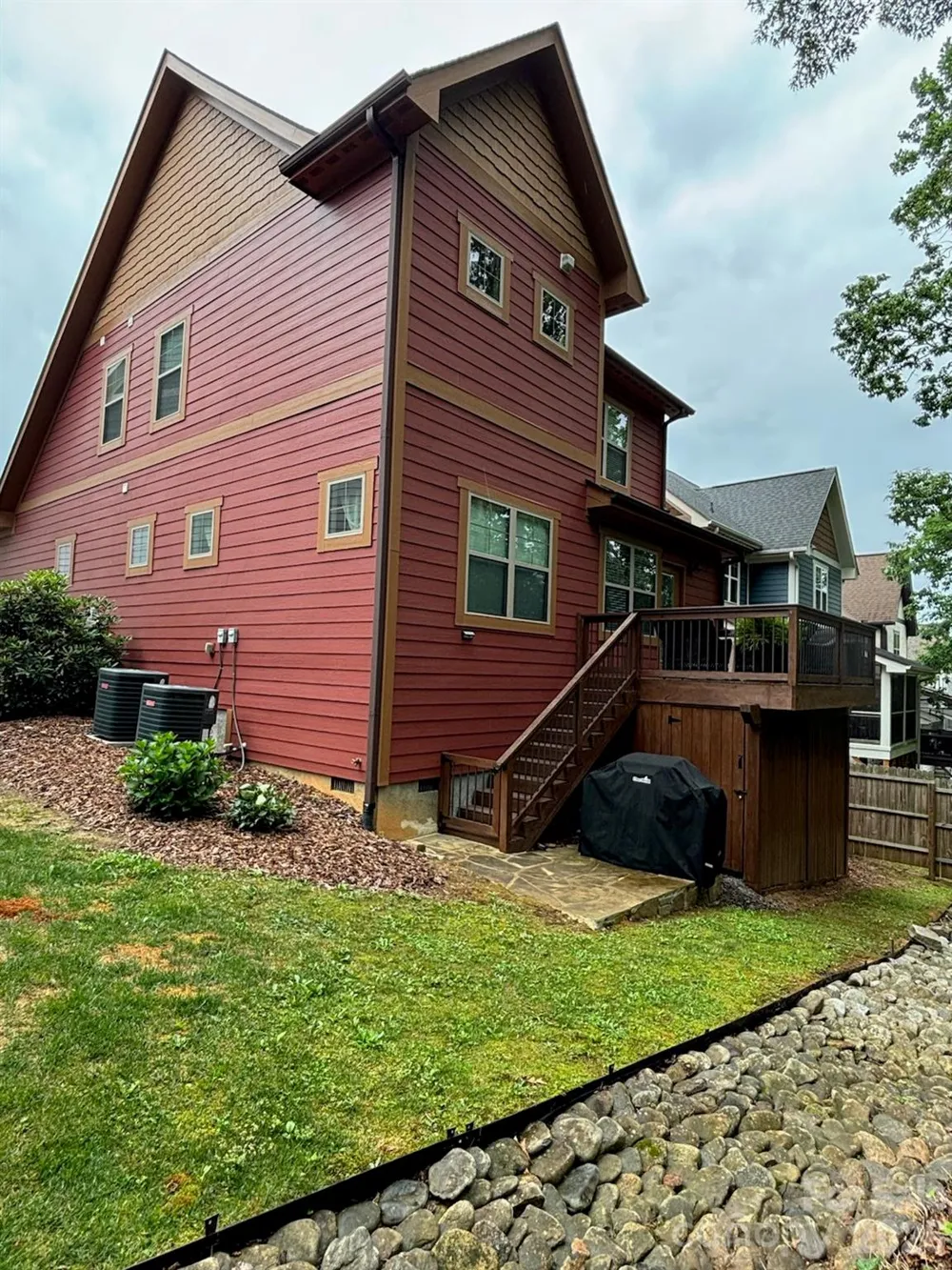 39 Tudor Way Black Mountain, NC 28711
