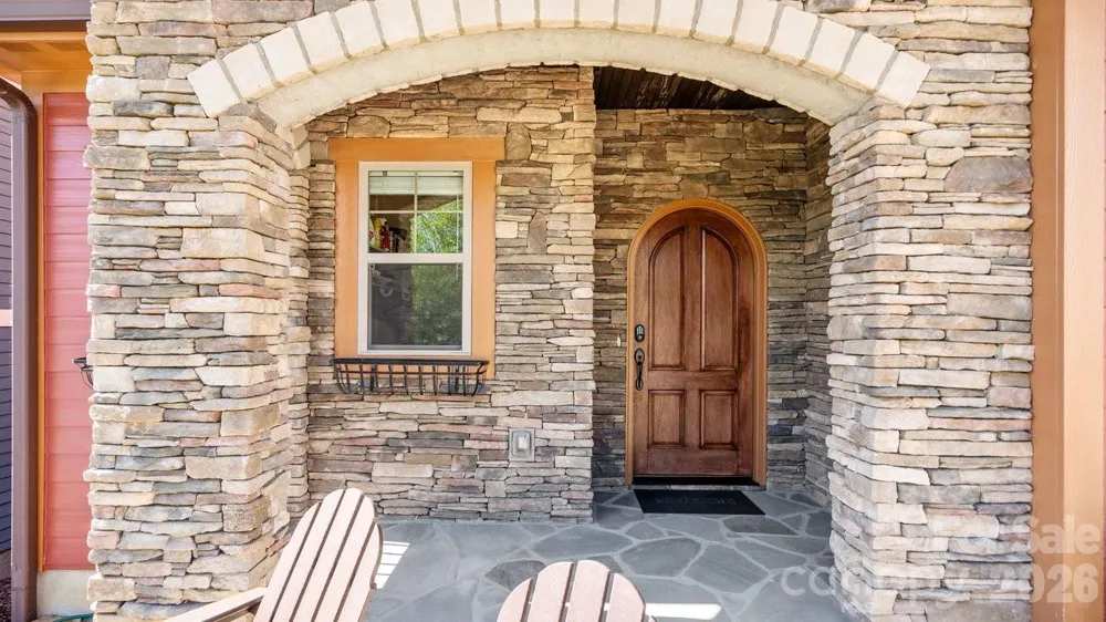39 Tudor Way Black Mountain, NC 28711