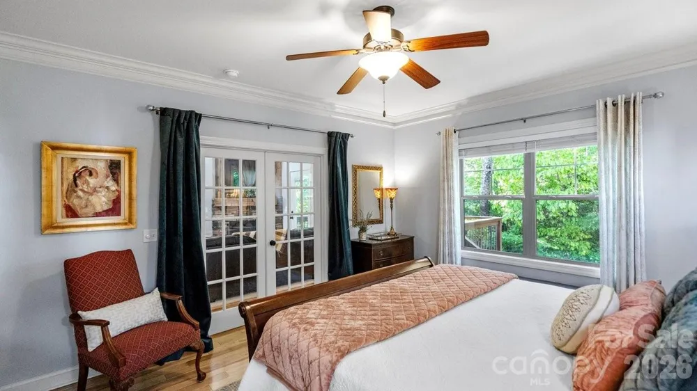 39 Tudor Way Black Mountain, NC 28711