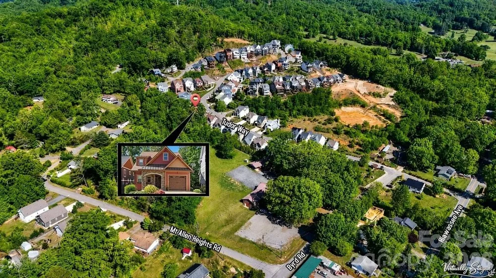 39 Tudor Way Black Mountain, NC 28711