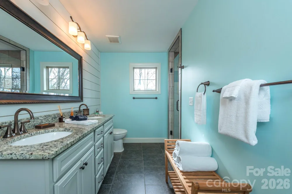 39 Tudor Way Black Mountain, NC 28711