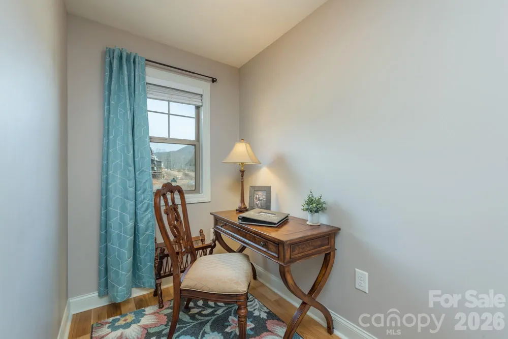 39 Tudor Way Black Mountain, NC 28711