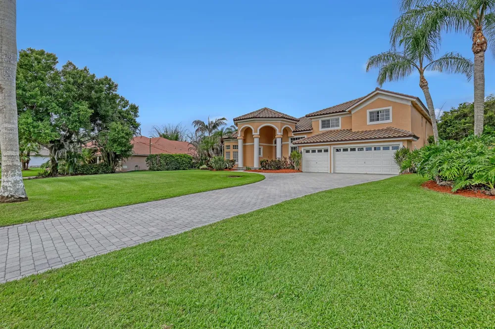 559 SW Squire Johns Lane Palm City, FL 34990
