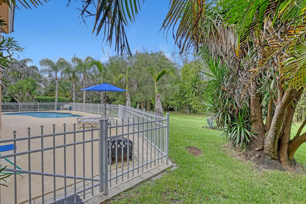 559 SW Squire Johns Lane Palm City, FL 34990