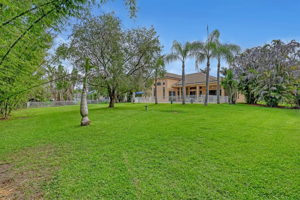 559 SW Squire Johns Lane Palm City, FL 34990