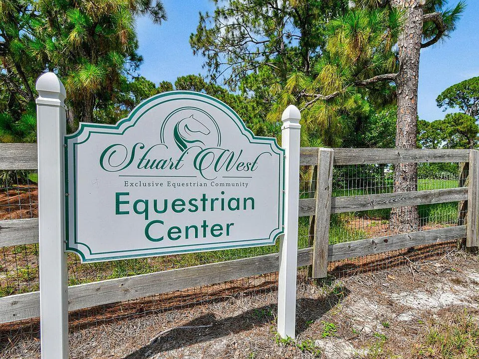 559 SW Squire Johns Lane Palm City, FL 34990