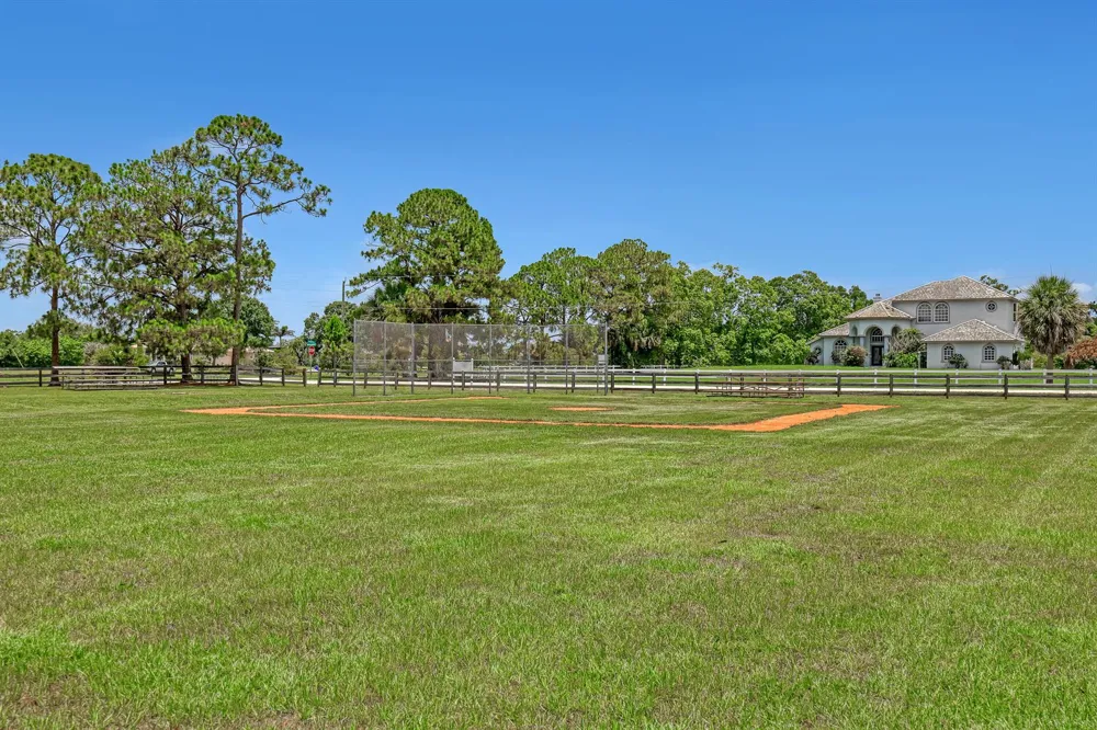 559 SW Squire Johns Lane Palm City, FL 34990