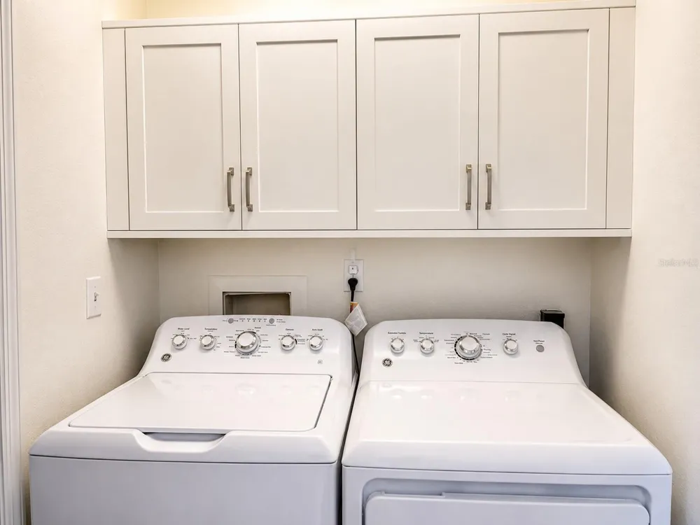 2117 LAKEWOOD CLUB DRIVE S #7-N St Petersburg, FL 33712