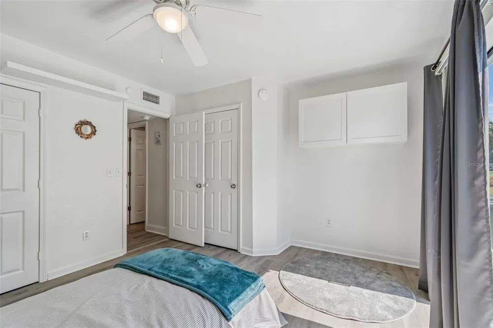 2117 LAKEWOOD CLUB DRIVE S #7-N St Petersburg, FL 33712