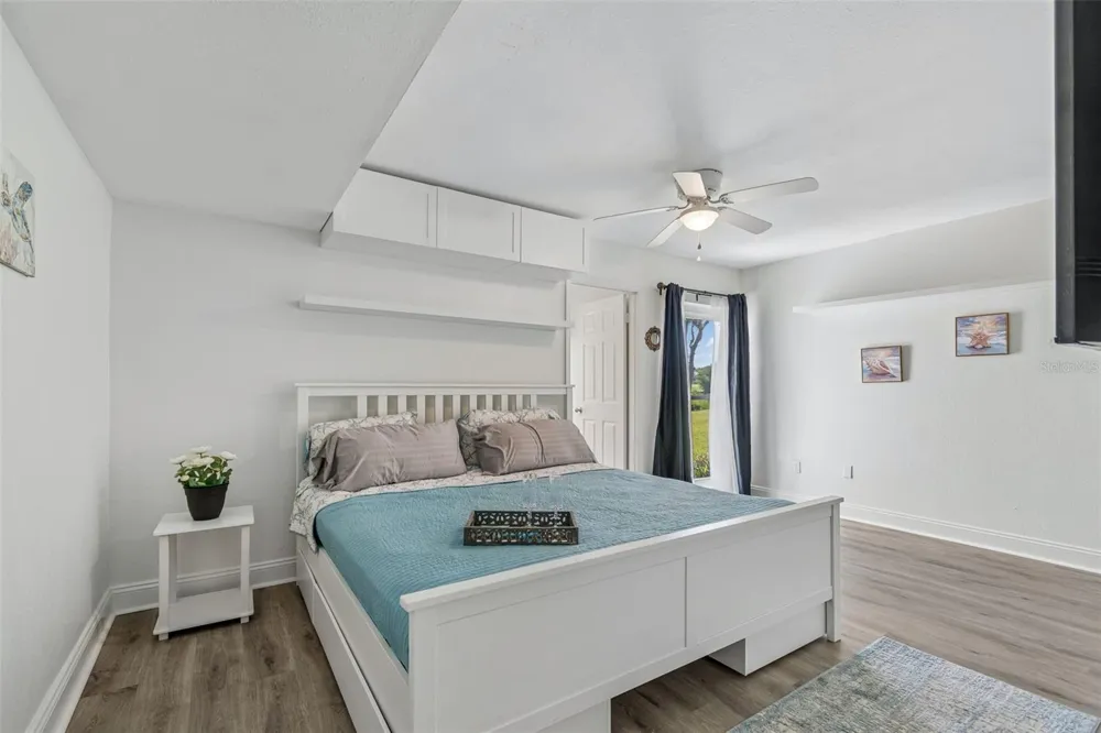 2117 LAKEWOOD CLUB DRIVE S #7-N St Petersburg, FL 33712