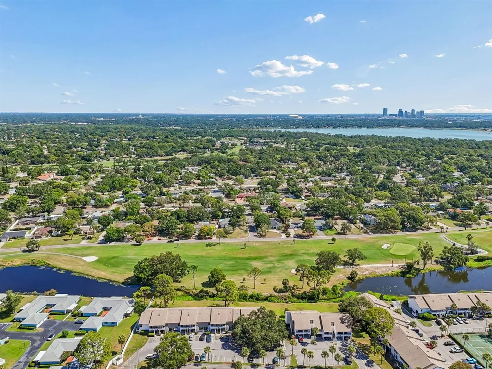 2117 LAKEWOOD CLUB DRIVE S #7-N St Petersburg, FL 33712