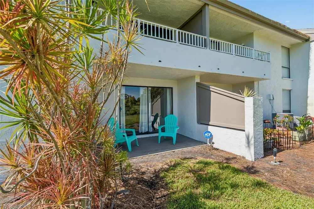 2117 LAKEWOOD CLUB DRIVE S #7-N St Petersburg, FL 33712