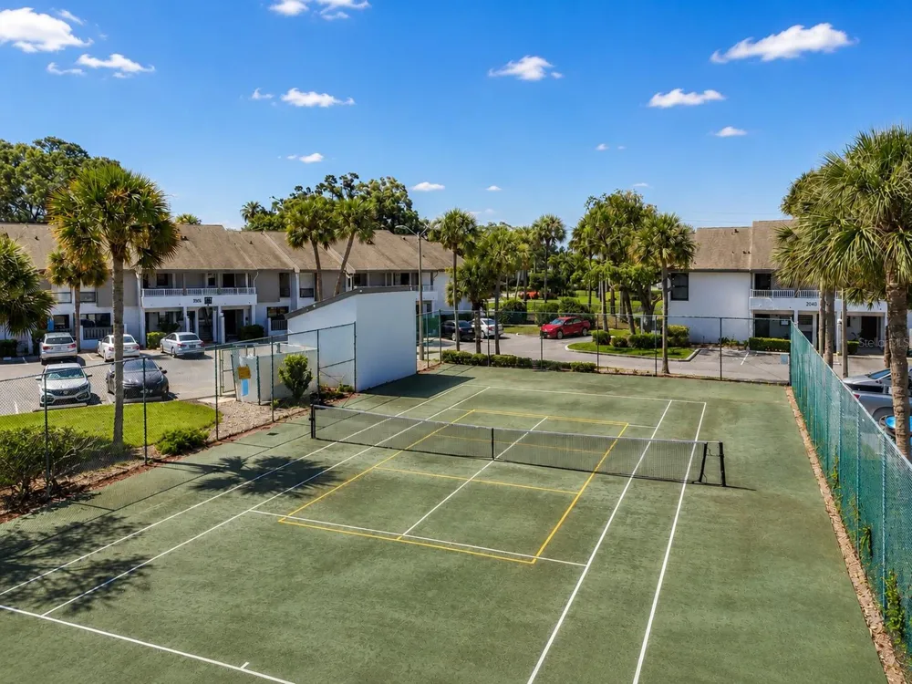 2117 LAKEWOOD CLUB DRIVE S #7-N St Petersburg, FL 33712
