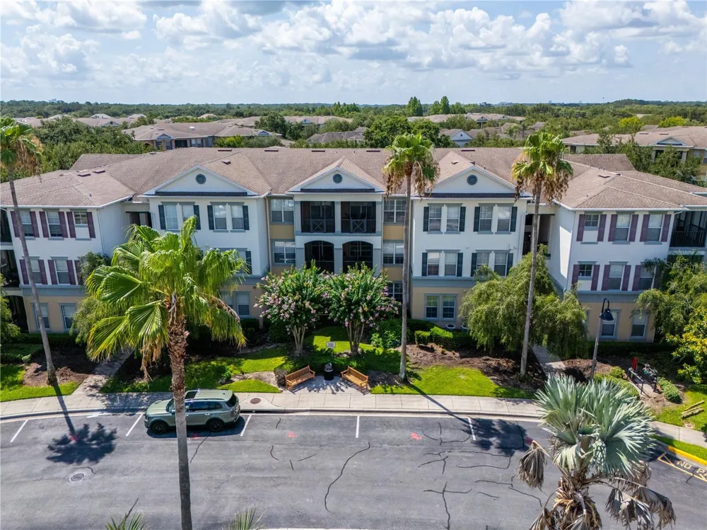 8180 BOAT HOOK LOOP #102 Windermere, FL 34786