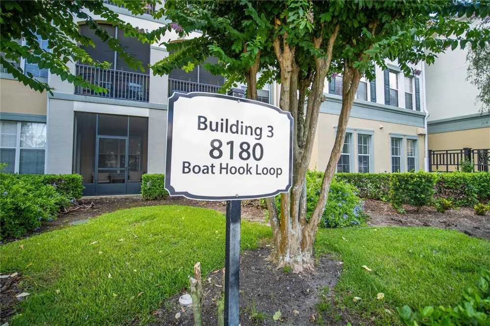 8180 BOAT HOOK LOOP #102 Windermere, FL 34786