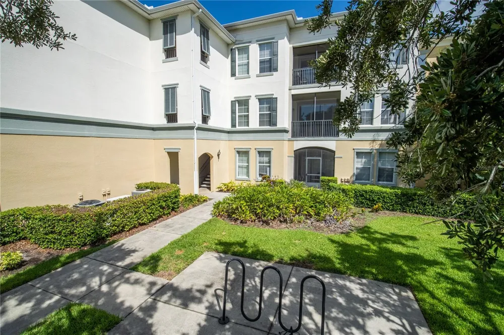 8180 BOAT HOOK LOOP #102 Windermere, FL 34786