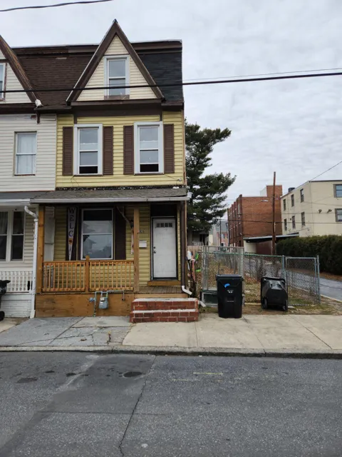2029 LOGAN STREET