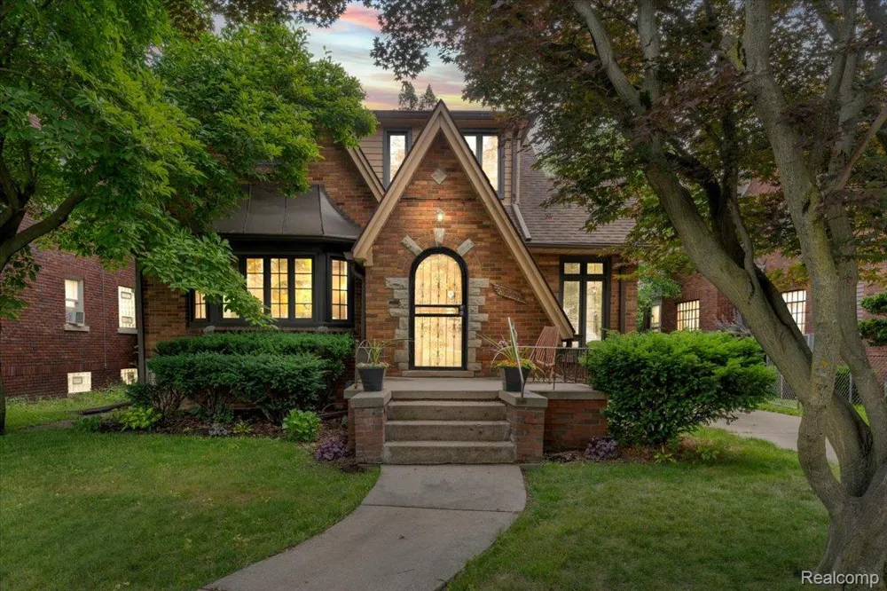 18415 Lancashire Street Detroit City, MI 48223