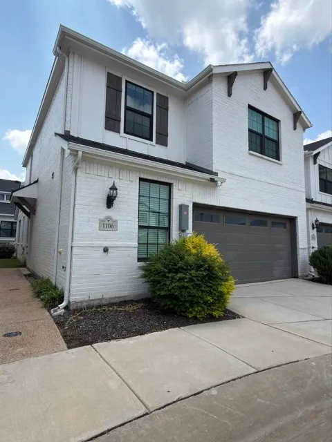 1106 Bowie Drive
