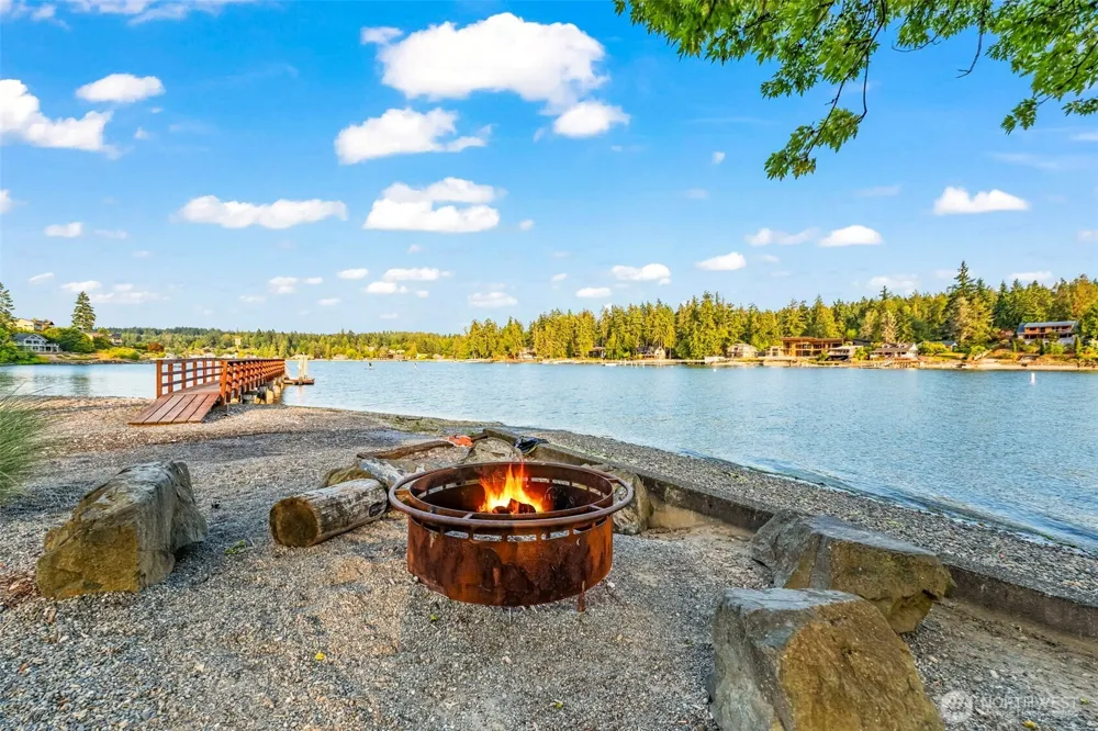 54 Raft Island Drive NW Gig Harbor, WA 98335