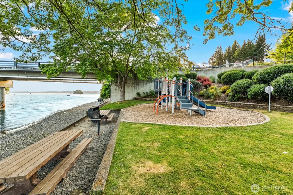 54 Raft Island Drive NW Gig Harbor, WA 98335