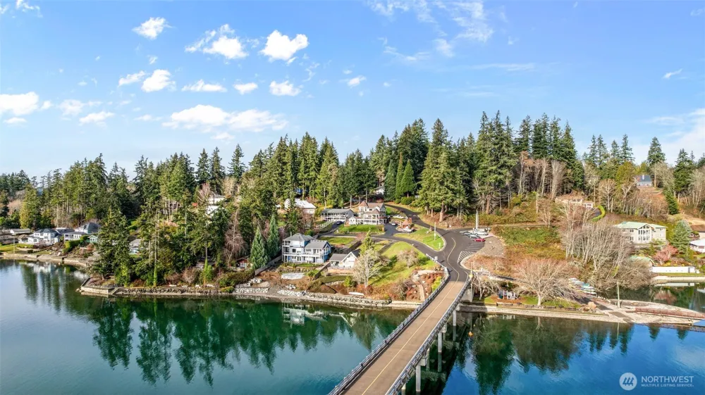 54 Raft Island Drive NW Gig Harbor, WA 98335