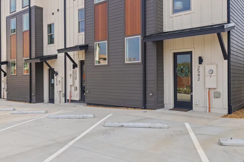 2550 E 18th Street Chattanooga, TN 37404