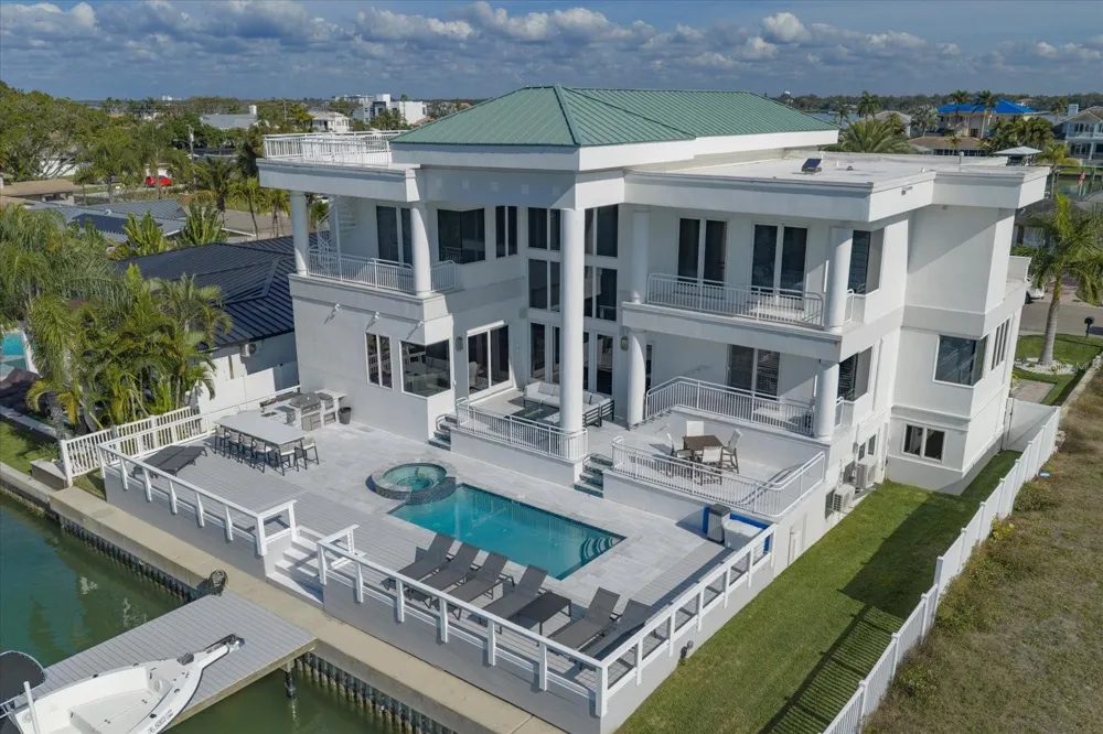 42 MIDWAY ISLAND Clearwater Beach, FL 33767