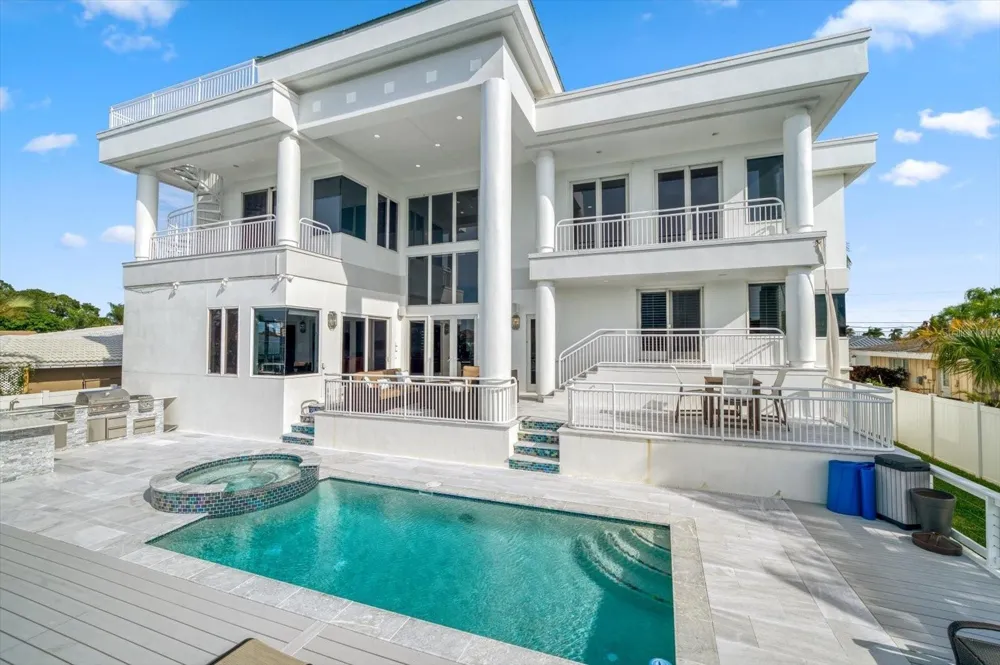 42 MIDWAY ISLAND Clearwater Beach, FL 33767