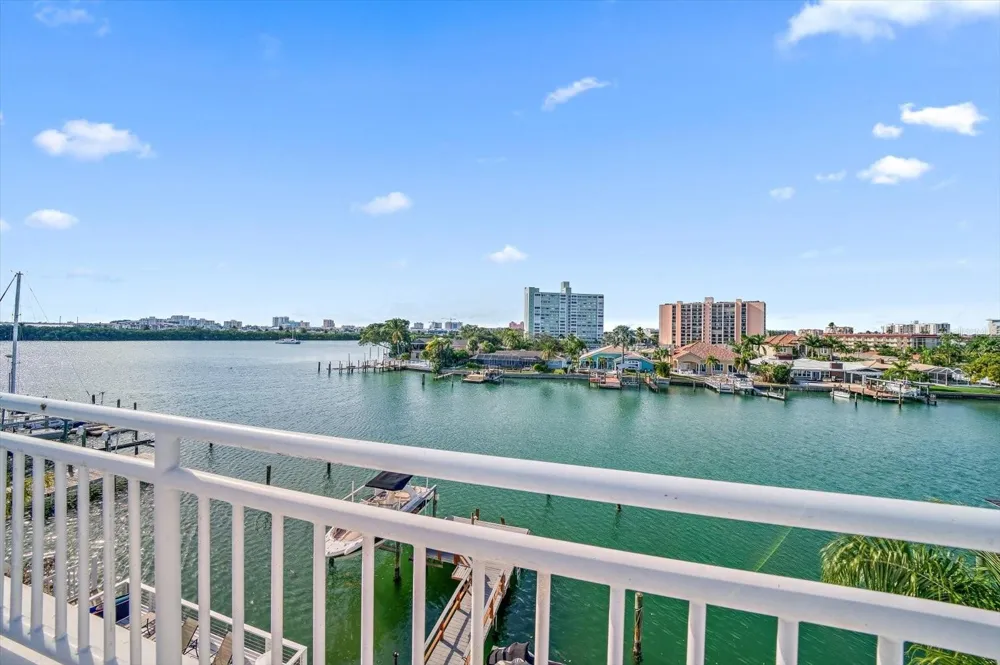 42 MIDWAY ISLAND Clearwater Beach, FL 33767