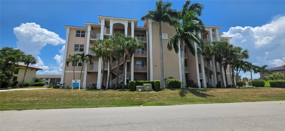 222 LEWIS CIRCLE #142 Punta Gorda, FL 33950