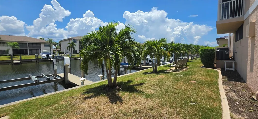 222 LEWIS CIRCLE #142 Punta Gorda, FL 33950