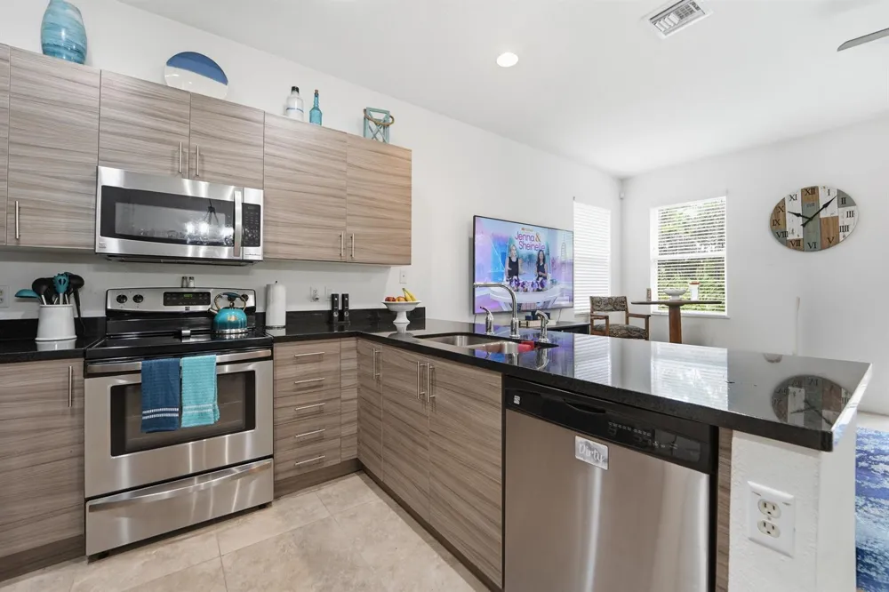6128 SE Portofino Circle #104 Hobe Sound, FL 33455